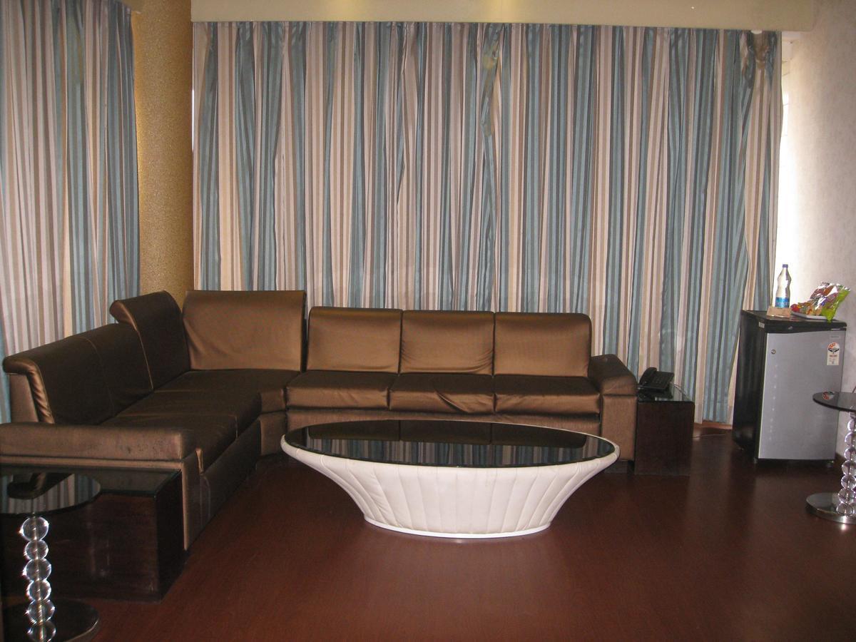 Hotel D'Grand Bareli Zewnętrze zdjęcie