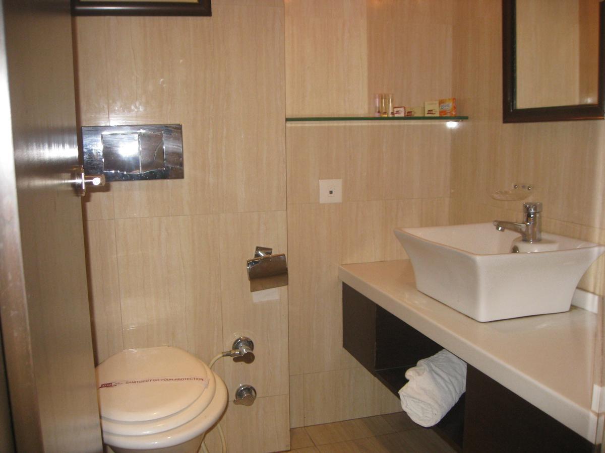 Hotel D'Grand Bareli Zewnętrze zdjęcie